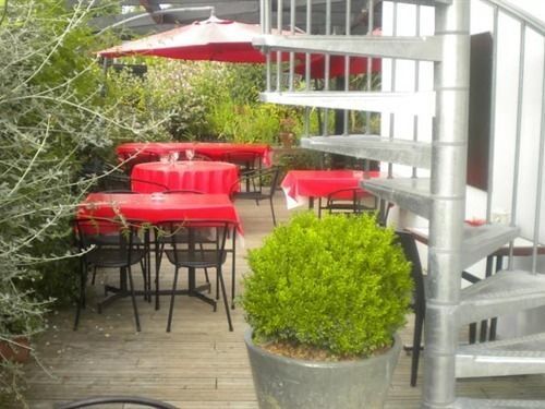 Appartements De L'Auberge Du Chemin De Fer 라네스테 외부 사진